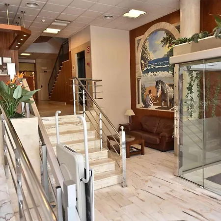 Adsubia Hotel 2*