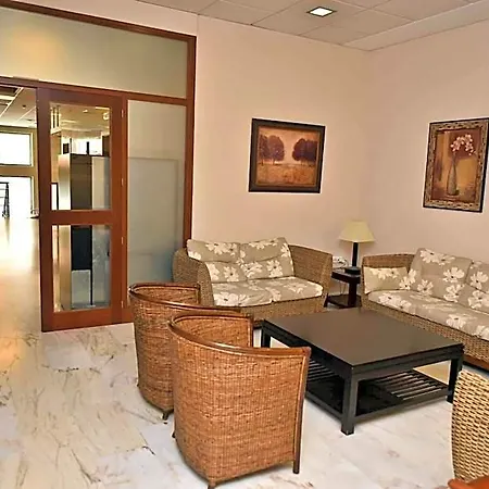 Adsubia Hotel 2*