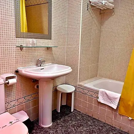 Hotel Adsubia 2*